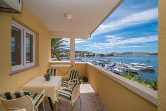 Apartman ANA YELLOW: