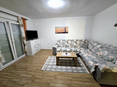 Apartman GUMENI 1: