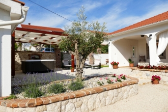 Holiday Home Katarina: