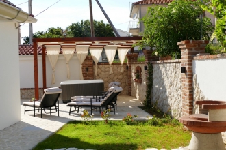 Holiday Home Katarina: