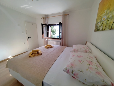 Holiday Home STARI DVORI:
