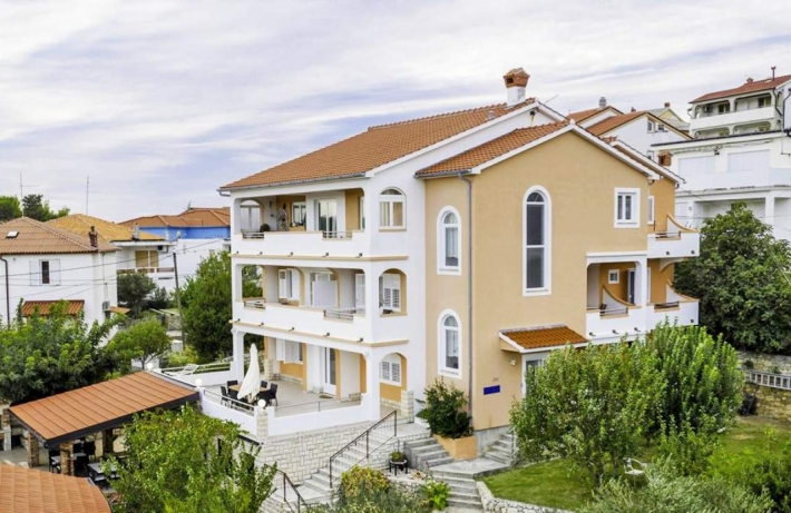 Apartman BOLERO - NEVA